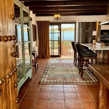 Villa Private With Pool And Amazing Views