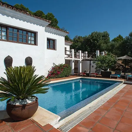 Private With Pool And Amazing Views