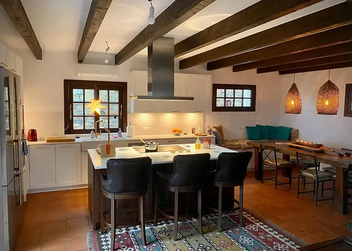 Private With Pool And Amazing Views Villa Casares