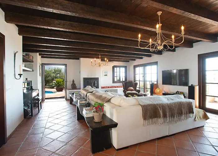 Private With Pool And Amazing Views Villa