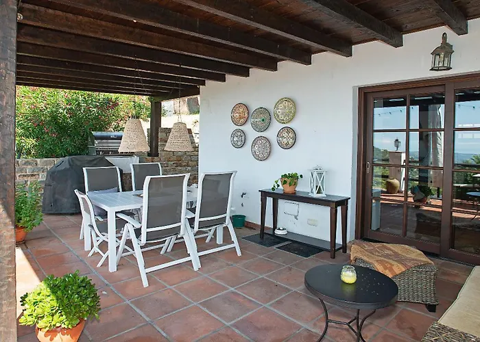 Villa Private With Pool And Amazing Views