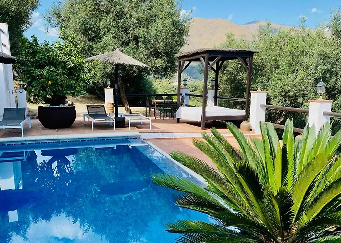 Private With Pool And Amazing Views Casares
